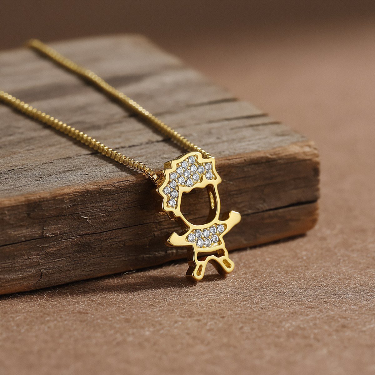 Colar Família Menino Cravejado Banhado a Ouro 18k - Image 3