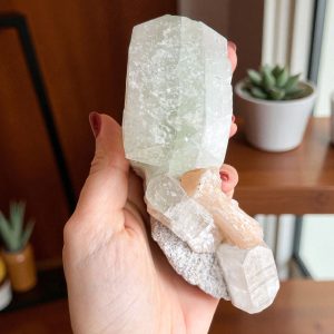 Apofilite Verde e Branca com Estilbite
