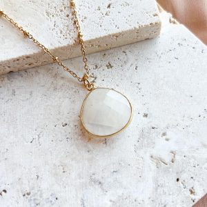 Colar com Pedra da Lua Adriana