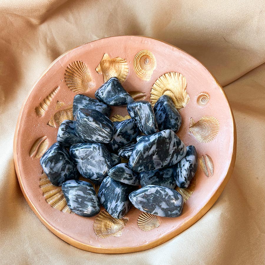 Merlinite